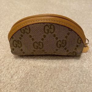 Gucci ~ Authentic ~ Vintage ~ Zipper Coin Case ~ Coin Pouch
